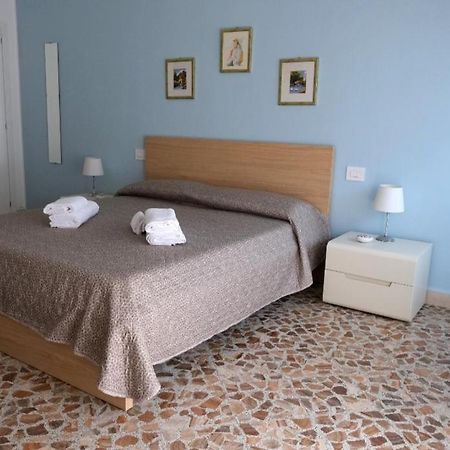 Sole & Luna Guest House Bari Dış mekan fotoğraf
